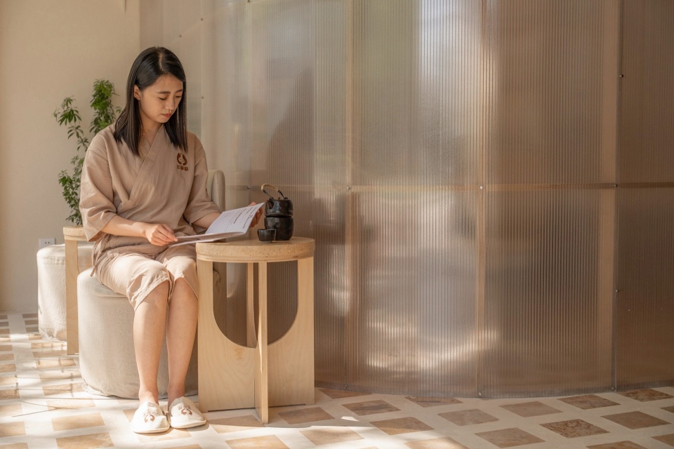 等候区,Waiting Area