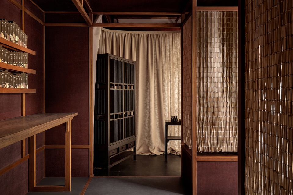 aesop beijing house 19 by atelier suasua