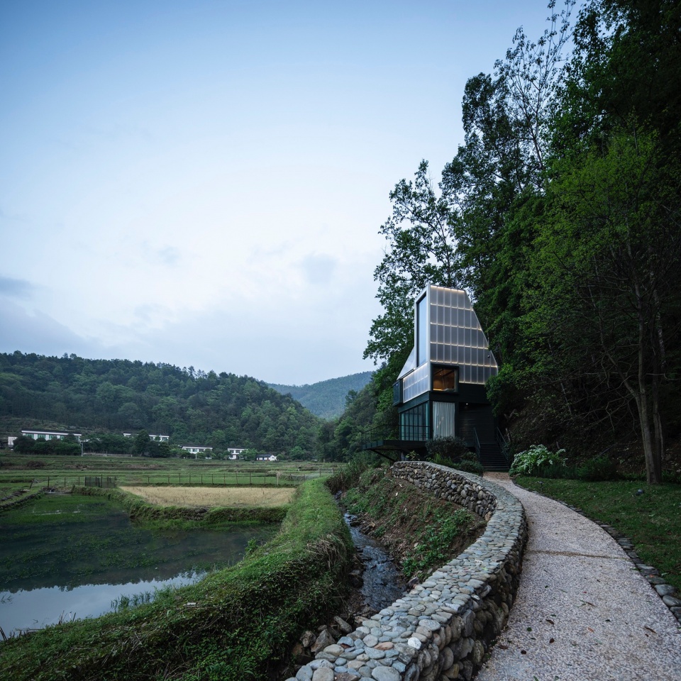 spark lodges at ydd resort by eeri