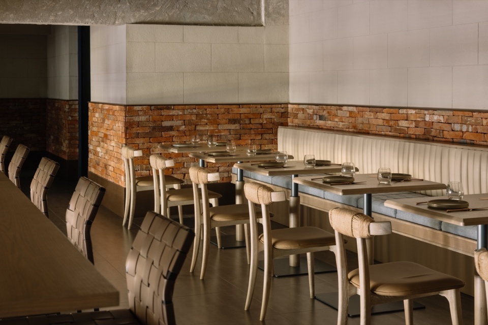 halation bistro by roomoo