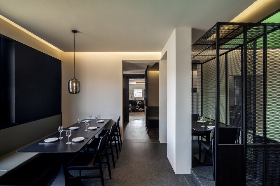 lanye heting guesthouse by boundary space design