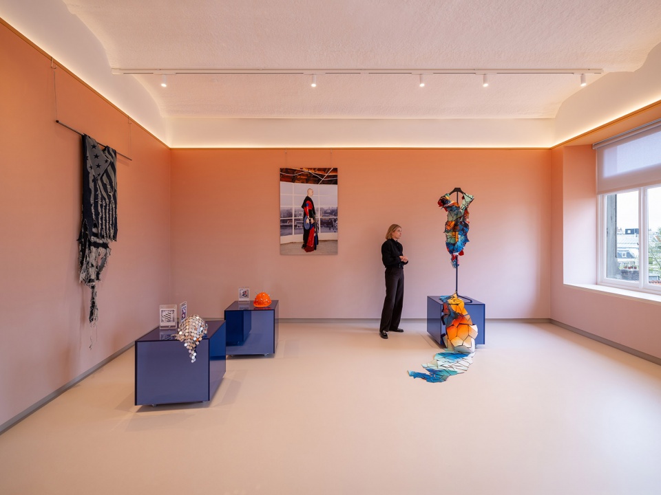 nios new european flagship store by mvrdv