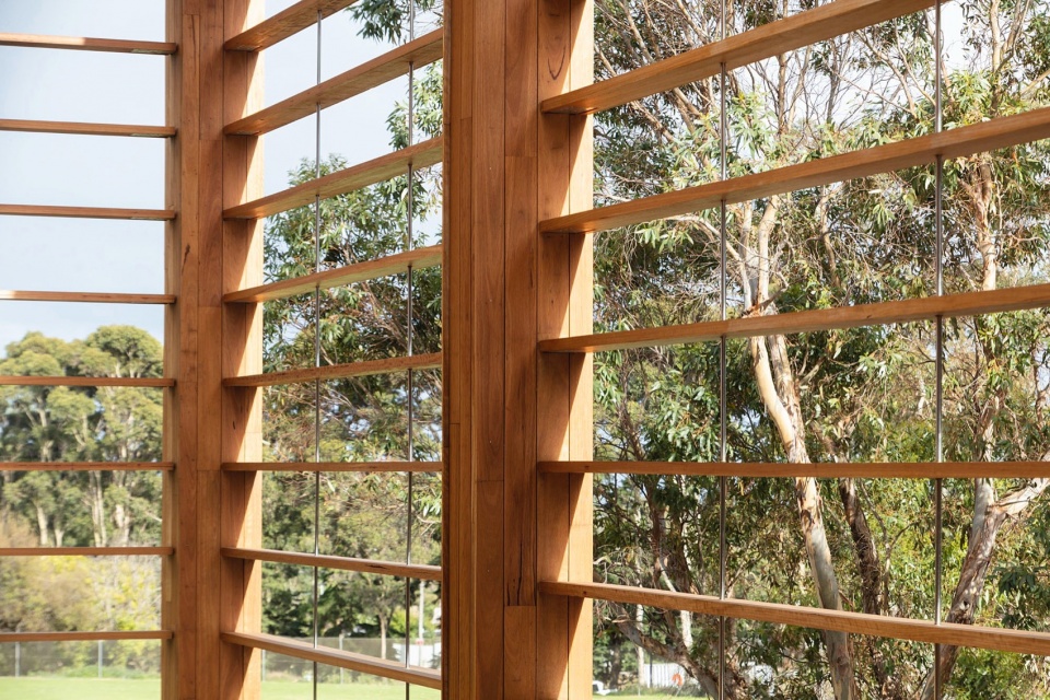 peninsula grammar alatus by fjcstudio