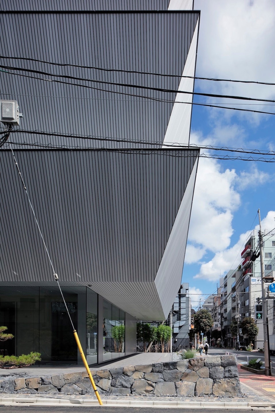 MONOSPINAL Tokyo by Makoto Yamaguchi Design 452024