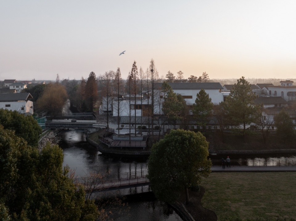 Party and Public Center of Longnan Village by Sens Architects