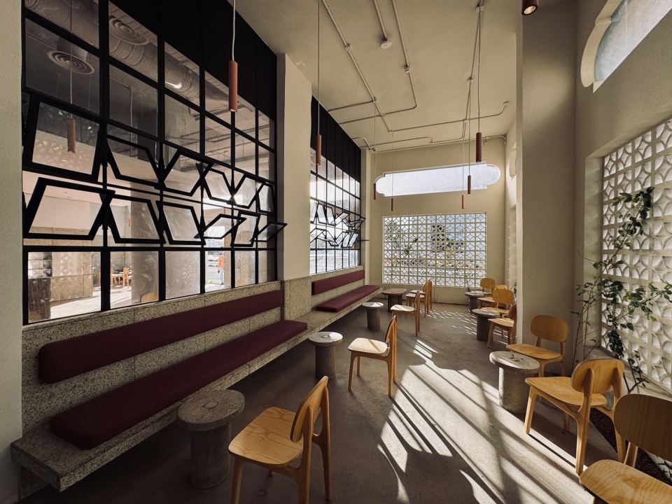 camel step coffee roasters shop hail by faris alosaimi