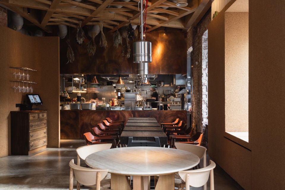midsummer restaurant by da bureau