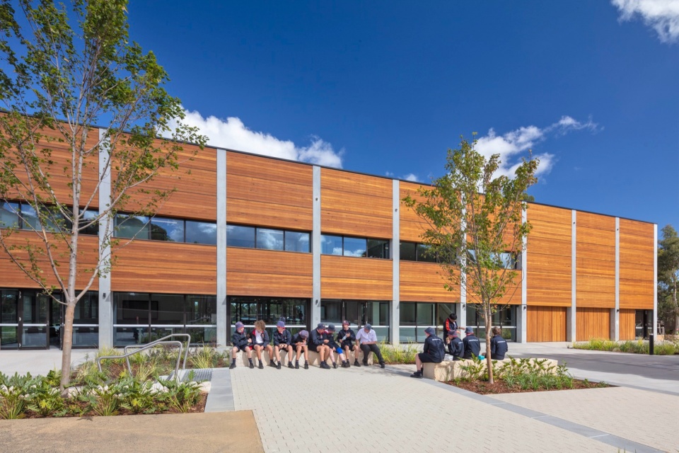 peninsula grammar alatus by fjcstudio