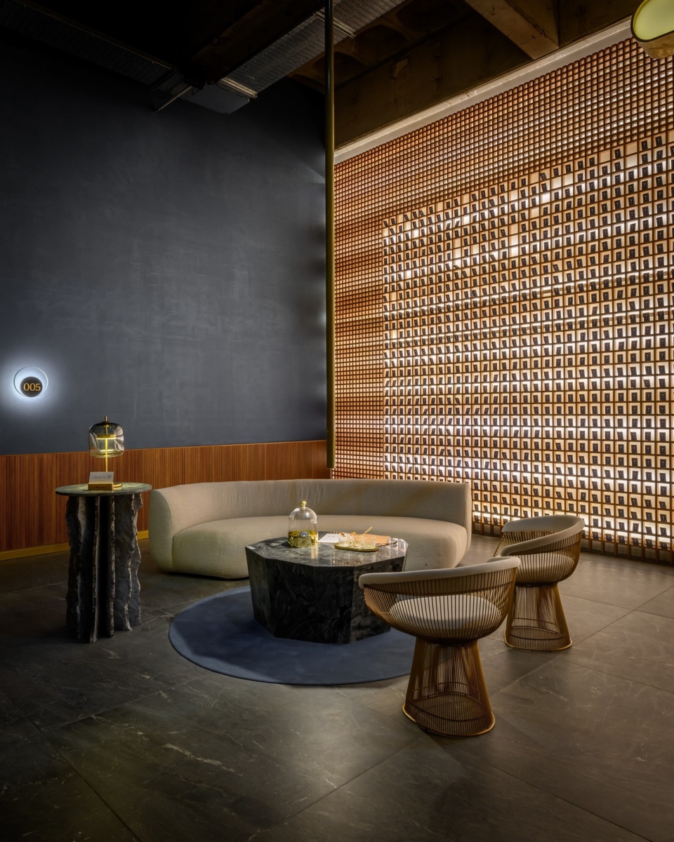lobby de hotel azur by estudio montevideo