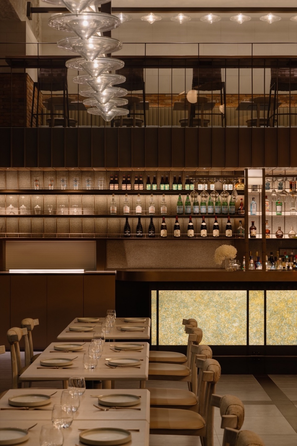 halation bistro by roomoo