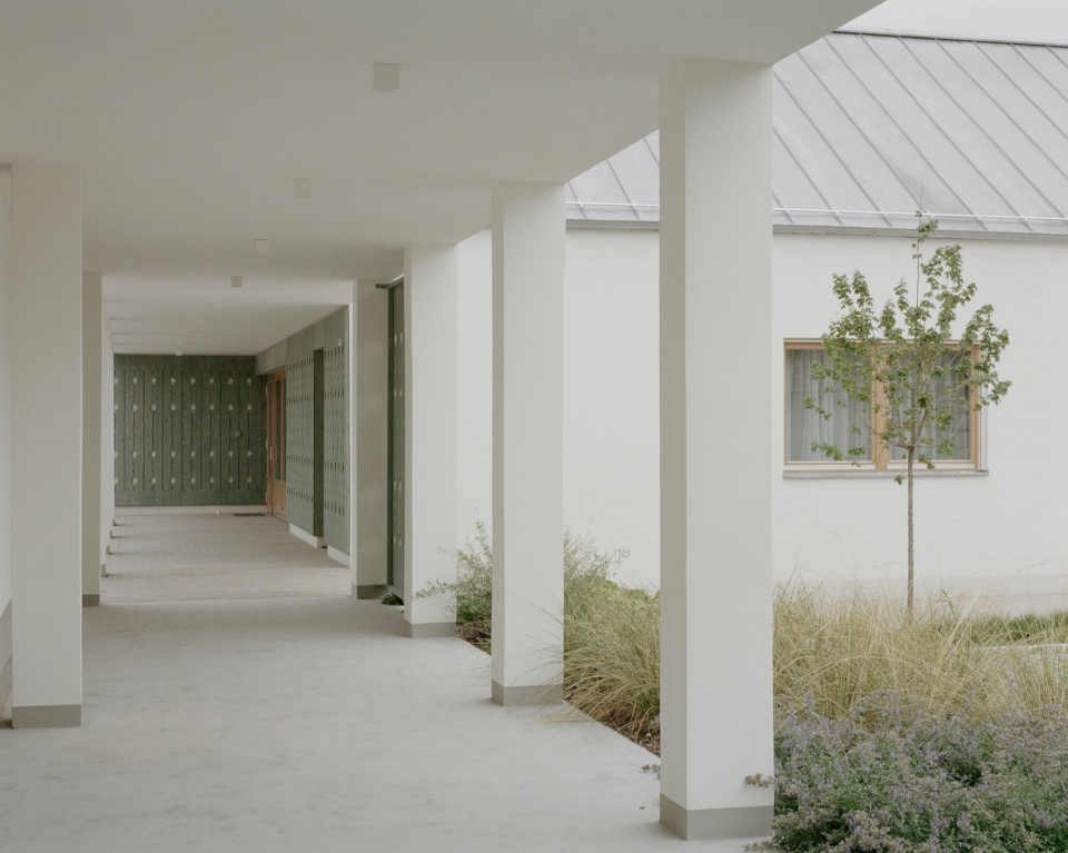 Kindergarten in The Churchyard Archikon
