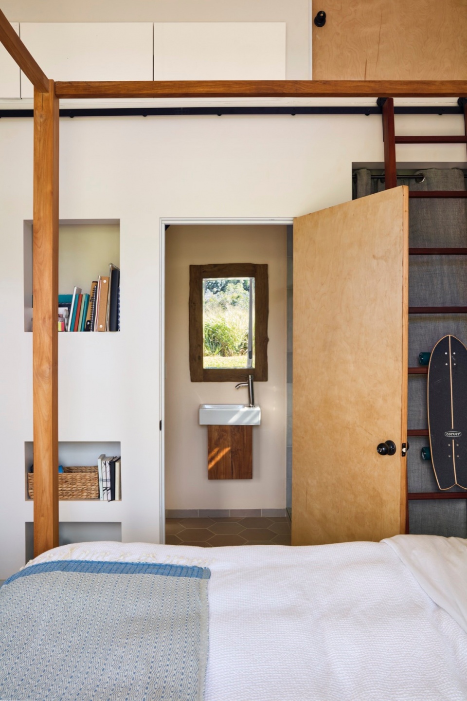 kauhikoa core house by saw