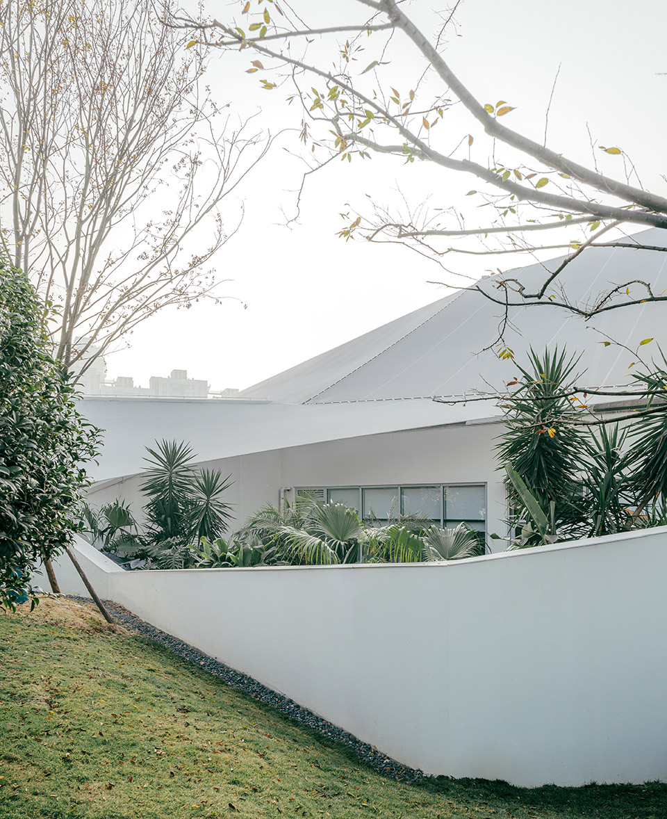 dotsss childrens museum by dl atelier