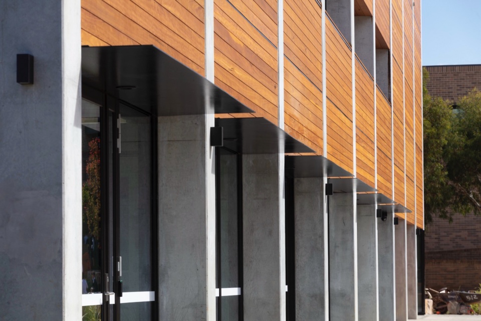 peninsula grammar alatus by fjcstudio