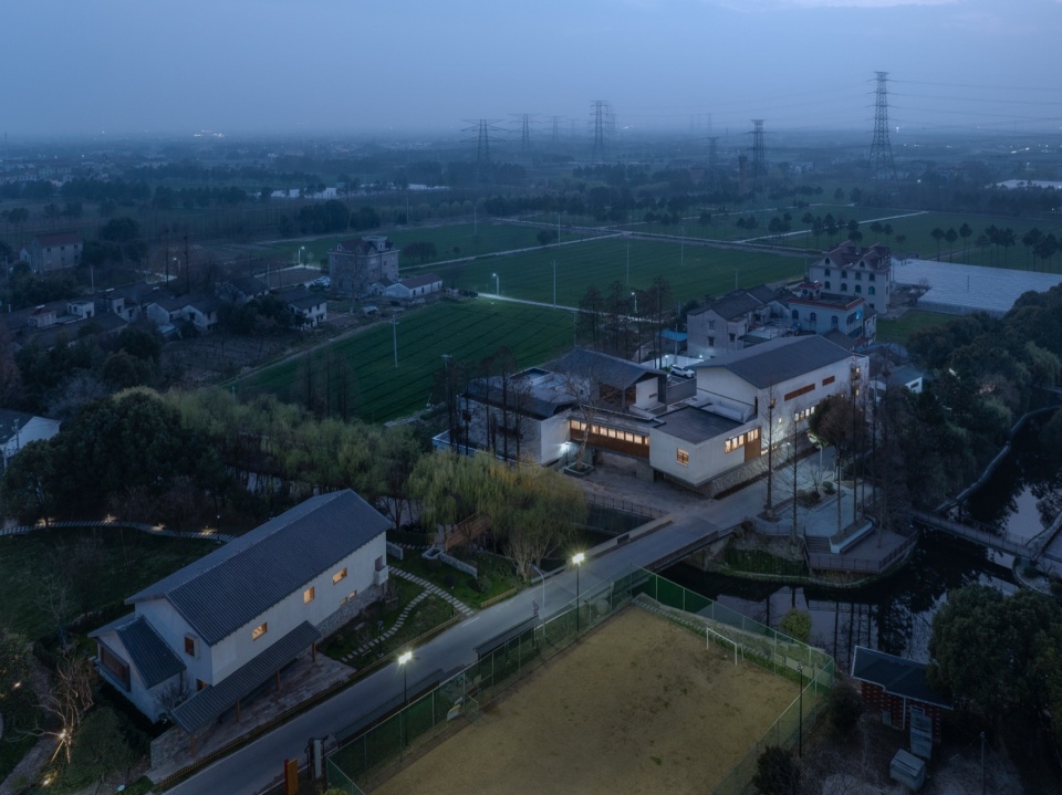 Party and Public Center of Longnan Village by Sens Architects
