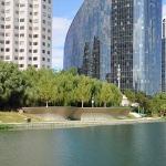 北京亮马河滨水景观廊道 / AECOM