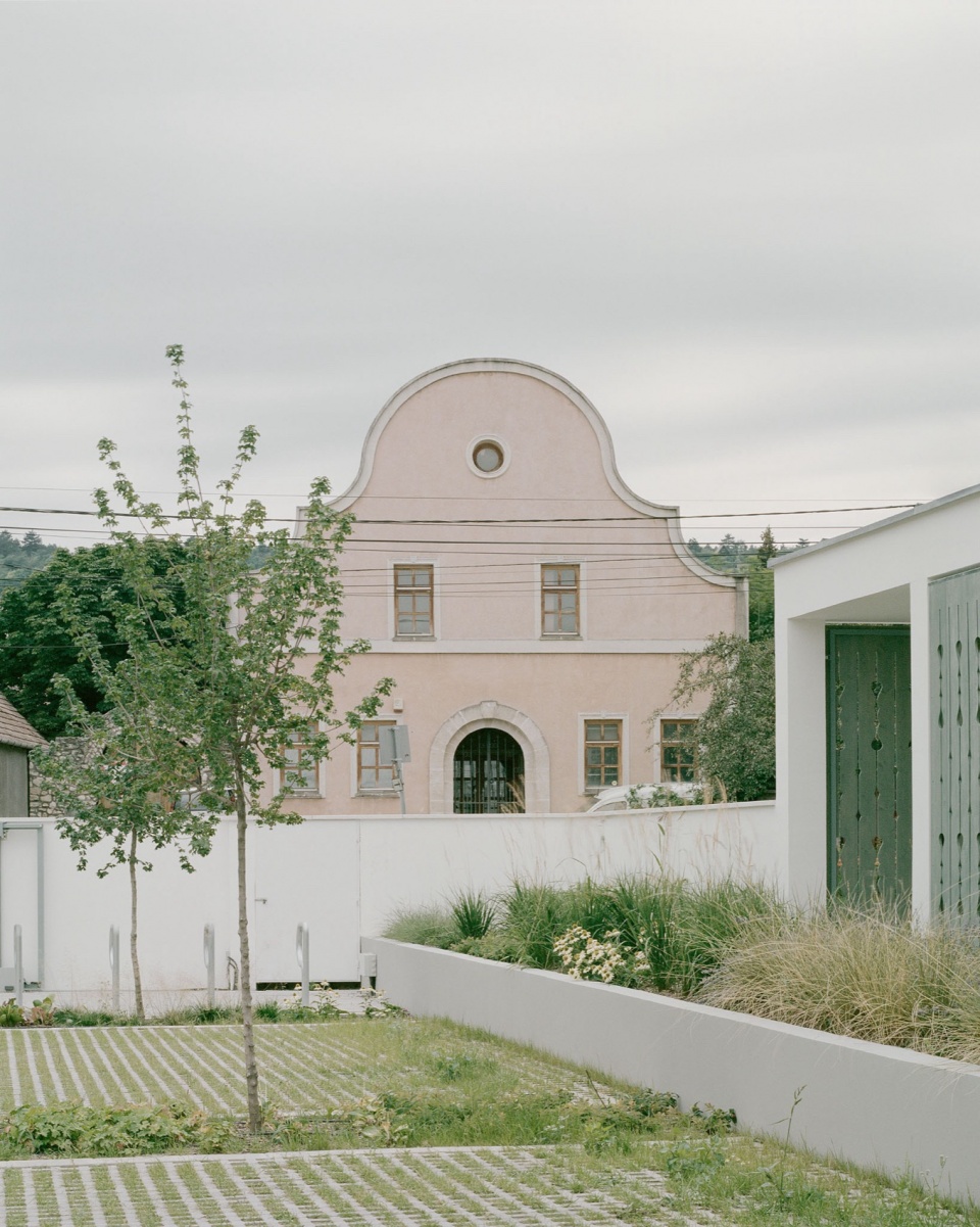 Kindergarten in The Churchyard Archikon