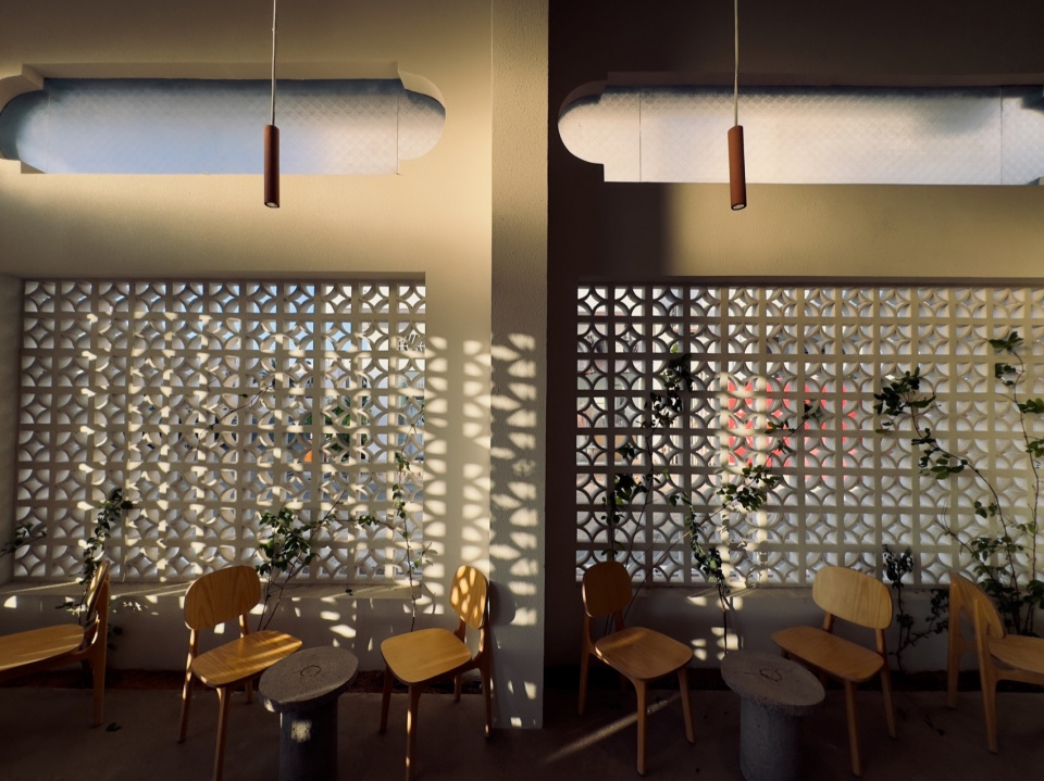 camel step coffee roasters shop hail by faris alosaimi