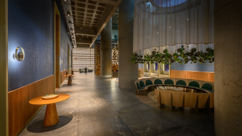lobby de hotel azur by estudio montevideo