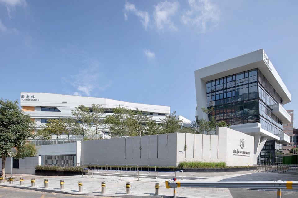sustech affiliated experimental school by cube design