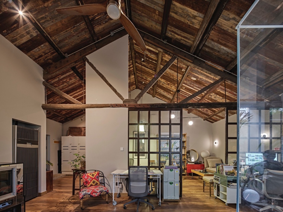 设计工作室©胡文杰 old in the deep alley by shanghai shanxiang architectural design company