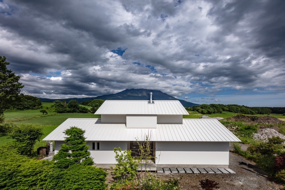 House in Asagiri Kogen by Buttondesign 5152024