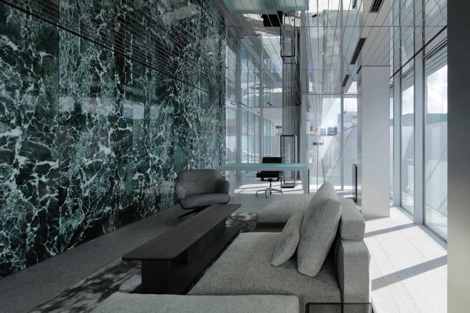 MONOSPINAL Tokyo by Makoto Yamaguchi Design 452024