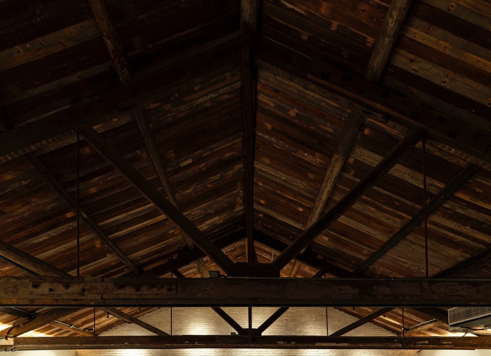 木屋架细部©王善祥 old in the deep alley by shanghai shanxiang architectural design company