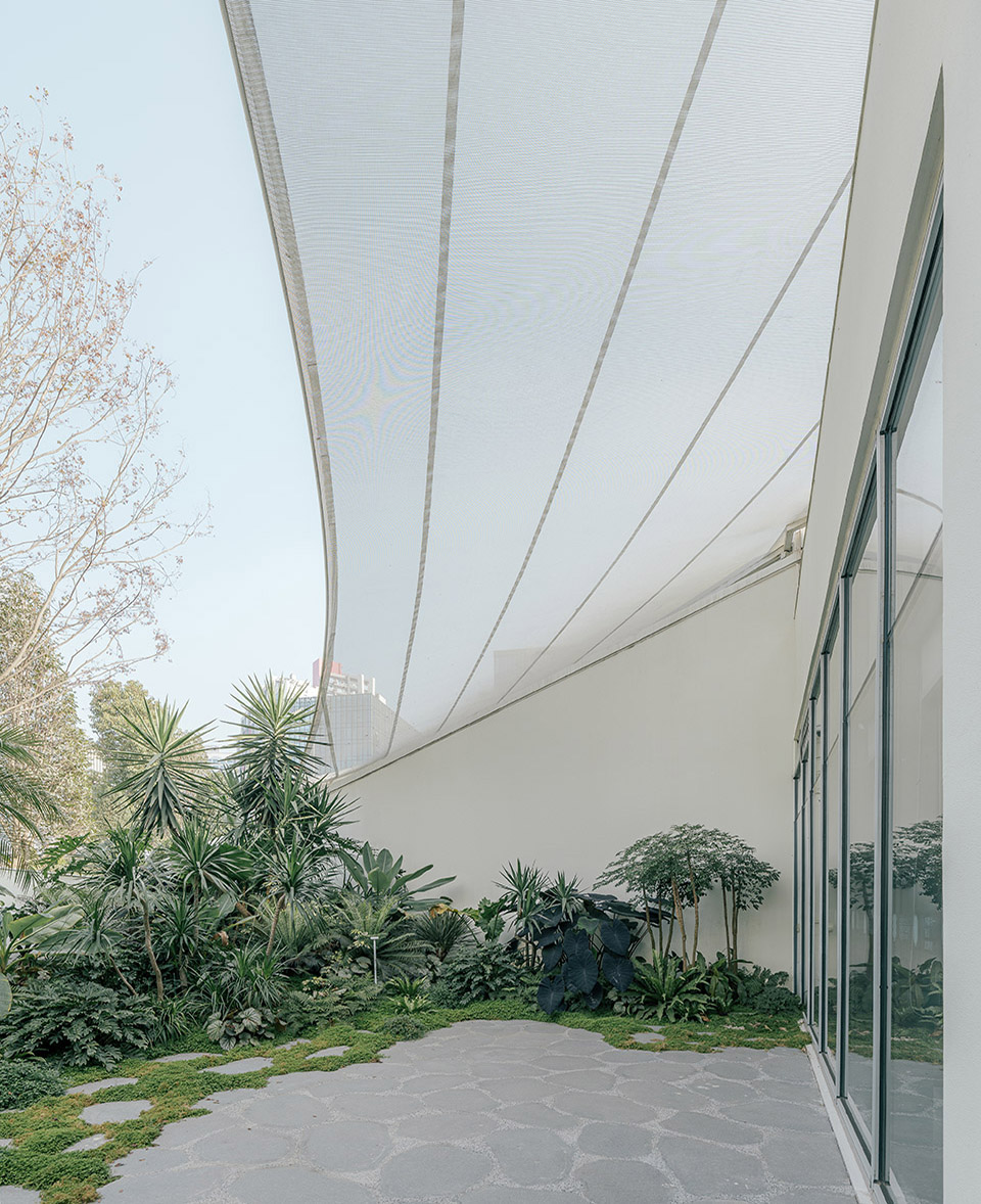 dotsss childrens museum by dl atelier