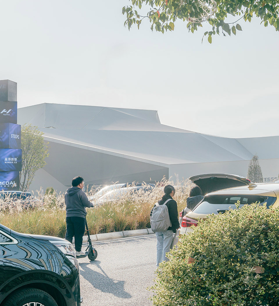 dotsss childrens museum by dl atelier