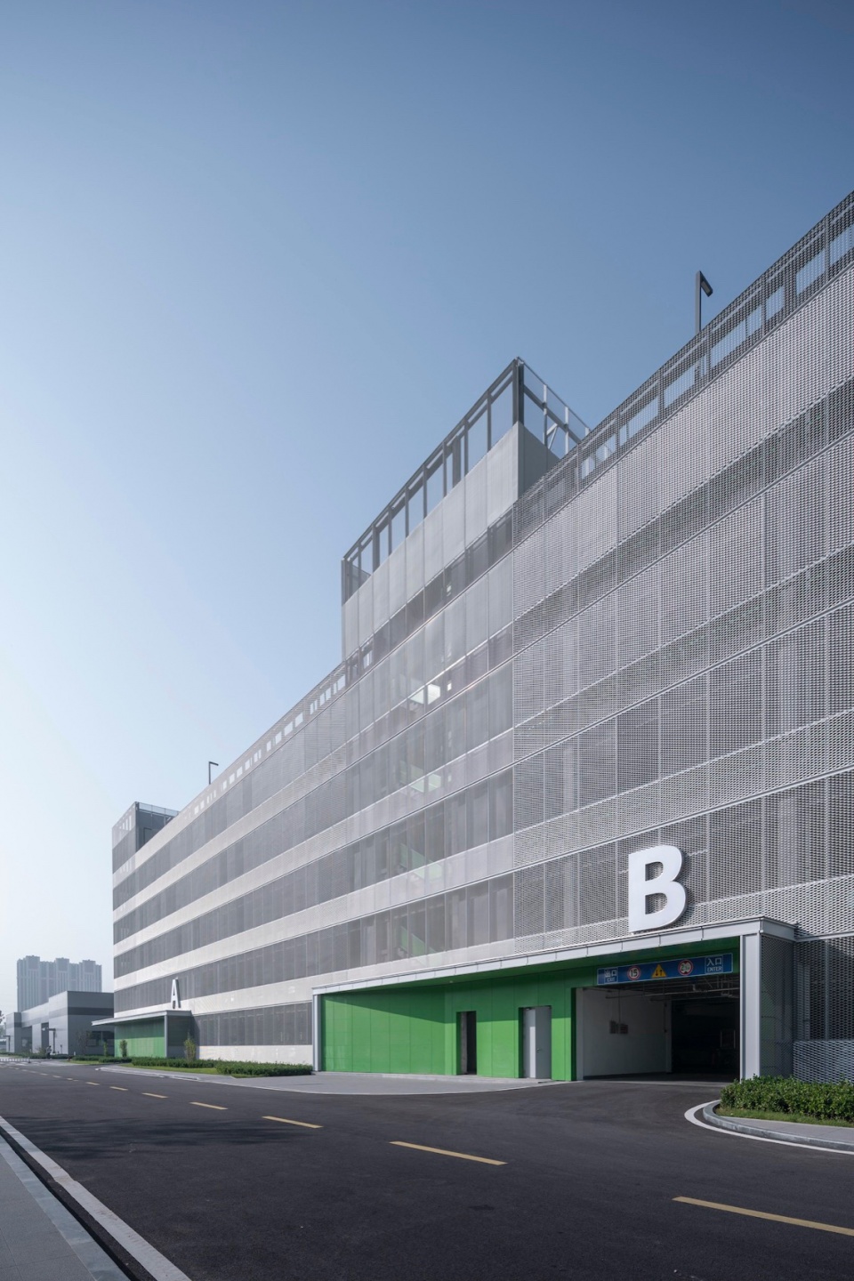 MAT 歌尔停车楼 入口B立面 parking box goer optics parking building by mat office