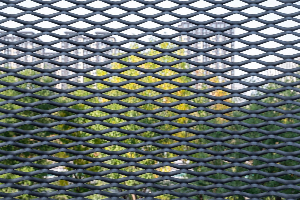 MAT 歌尔停车楼 半透明铝网细节 parking box goer optics parking building by mat office