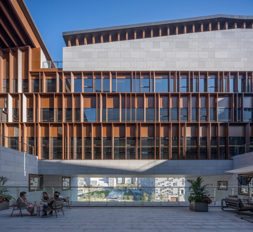文学馆中庭面朝广场视角©️RAWVISION studio 30