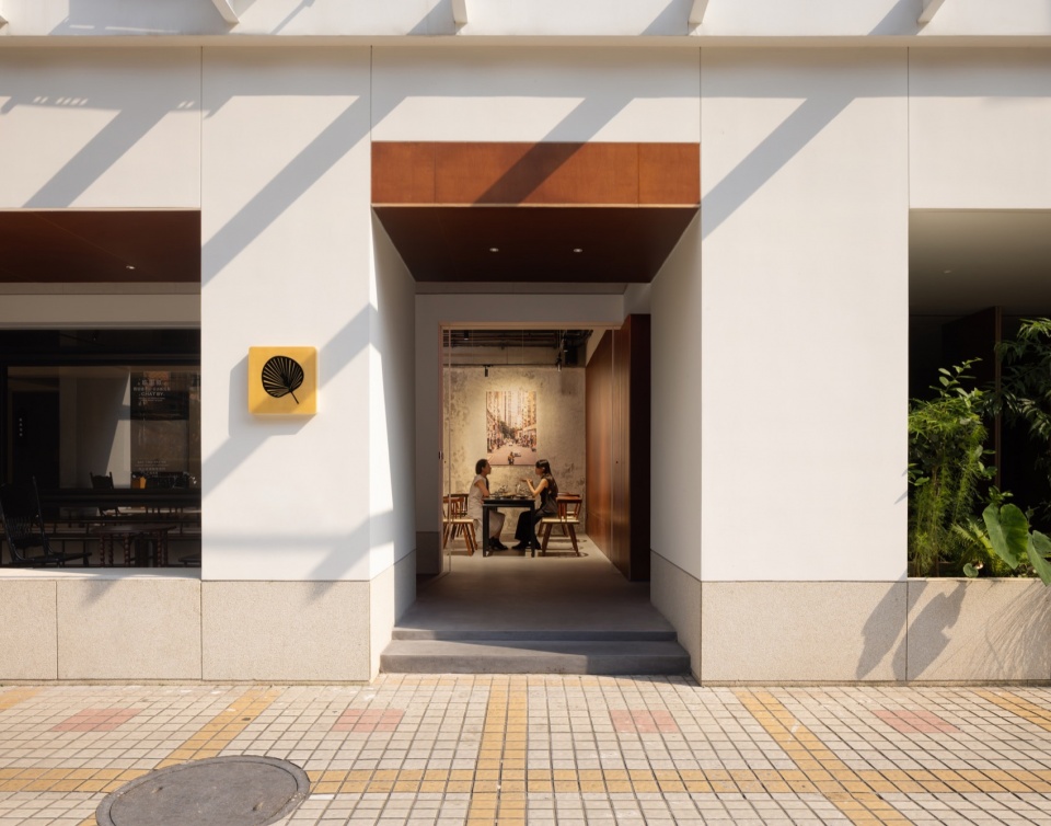 lin li xu chatby by one fine day studio partners
