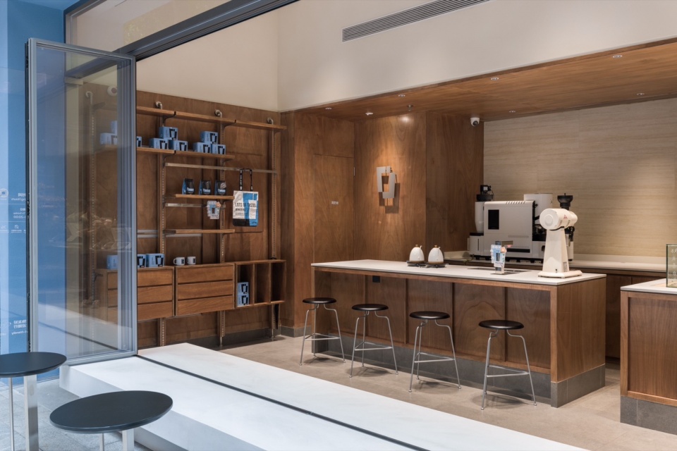 lotta anju bowen store by ruhaus studio
