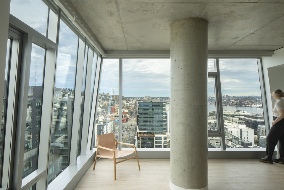 skyglass apartment by hewitt architects