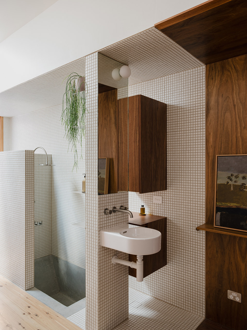 aru house by curious practice