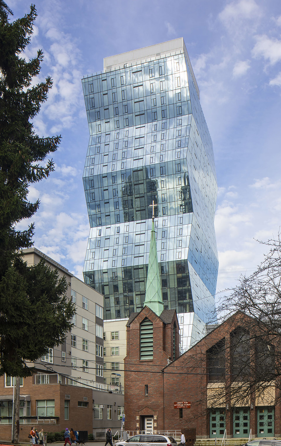 skyglass apartment by hewitt architects