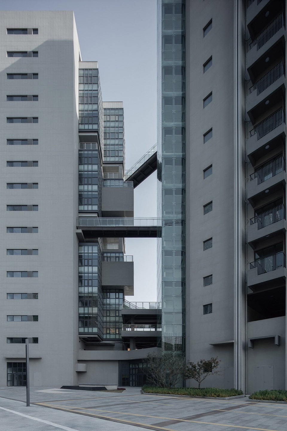 Nanjing Future Tech City Talent Apartment by Rong Zhaohui Studio ZRADI