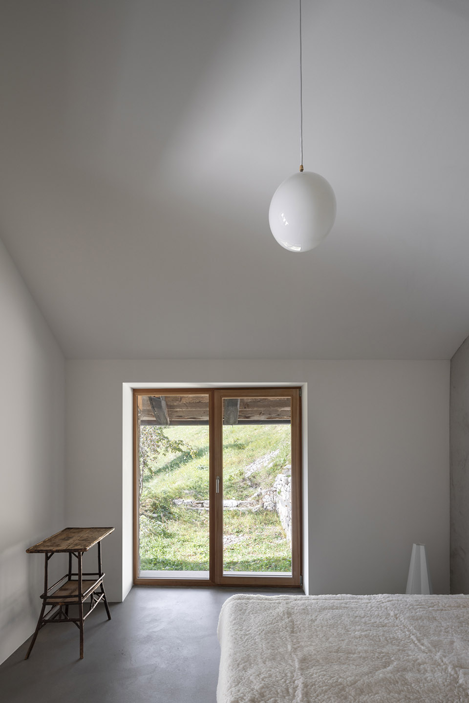alpine chalet cpl by ralph germann architectes
