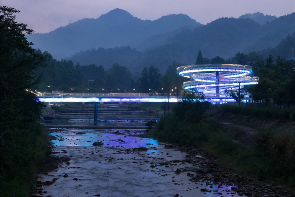 G Clef Bridge by ZZHK Architects