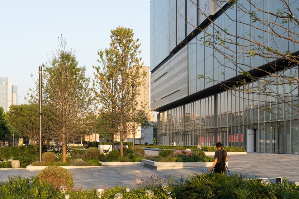 the mixc hefei baohe by percent landscape design studio