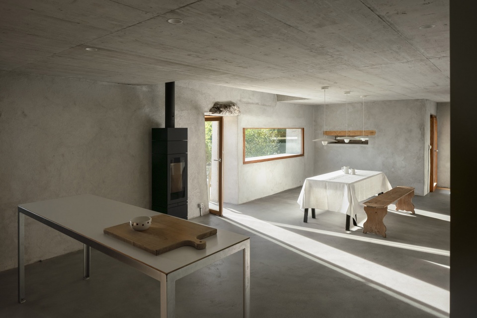 alpine chalet cpl by ralph germann architectes