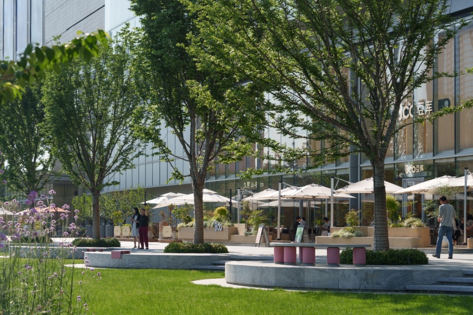 the mixc wuxi binhu landscape design by pland