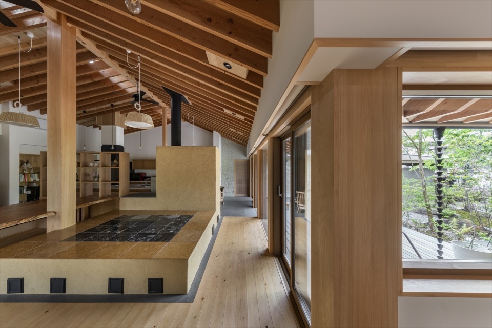 House with nature s blessings by TSC Architects