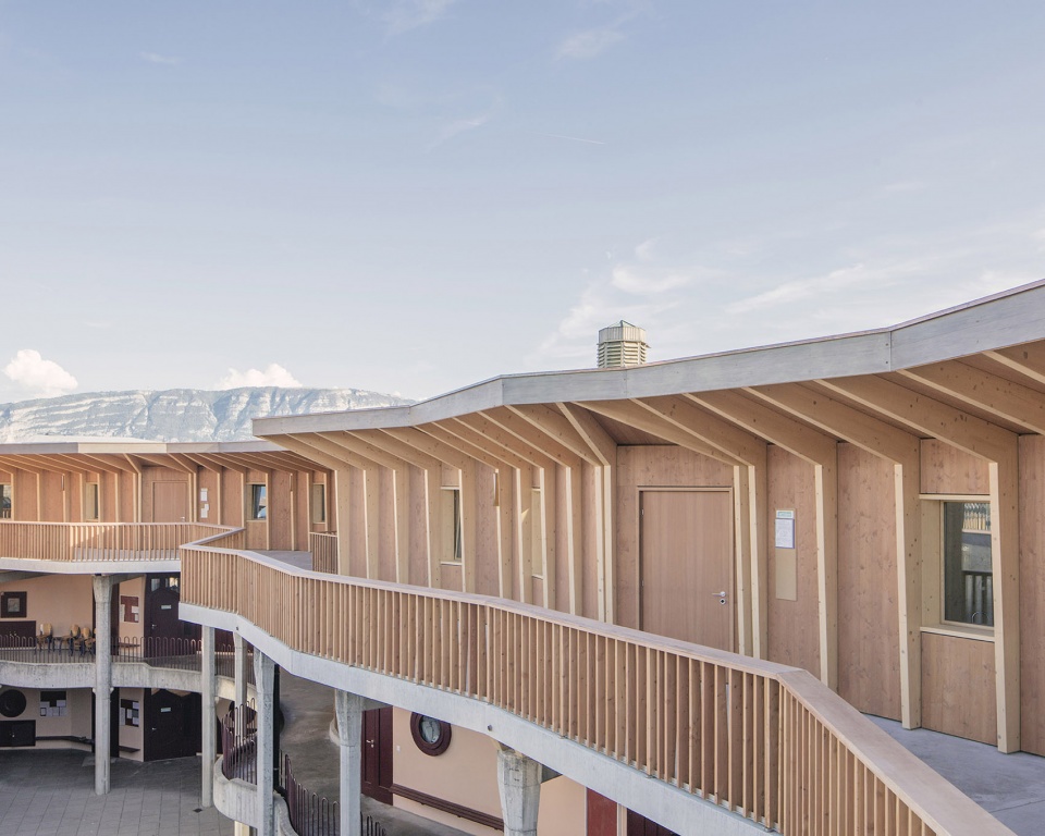 rudolf steiner school of geneva by local architecture