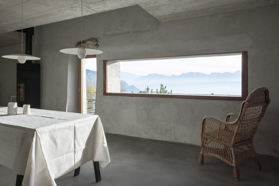 alpine chalet cpl by ralph germann architectes