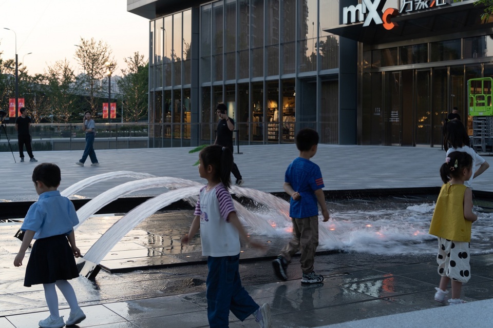 the mixc hefei baohe by percent landscape design studio