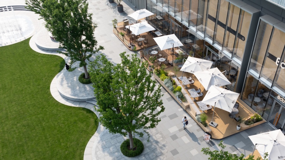 the mixc wuxi binhu landscape design by pland