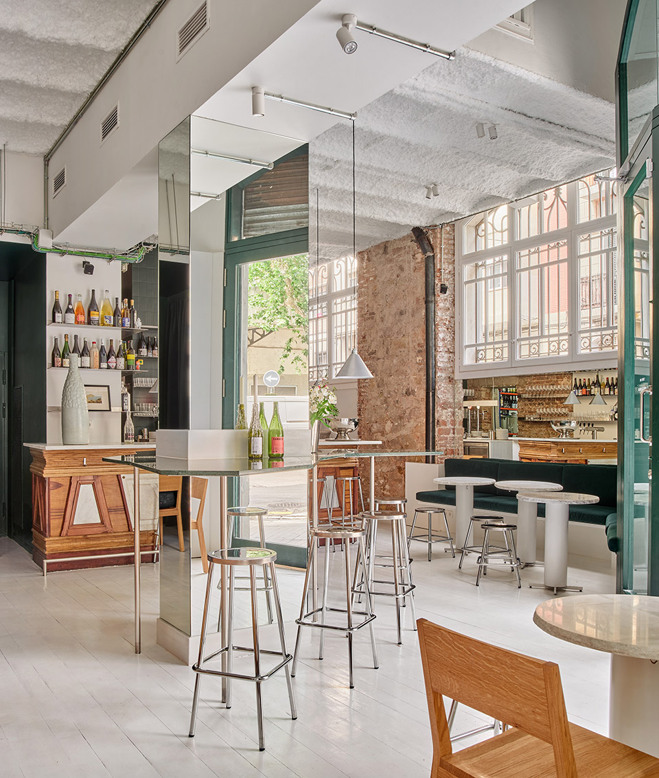tiberi bar by h3o architects